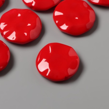 Acrylic beads "flat crushed circle" red 2.5x2.5x0.6 cm