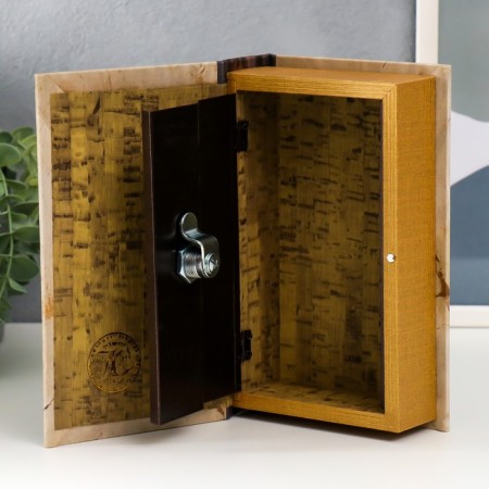 Safe box book "Woe from Wit" 21x13x5 cm-2