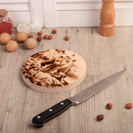 Board from the massif of the cedar "Bear", round, 18 × 18 cm-1