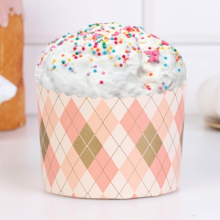 Paper form for the cake "rhombics" (packaging 1900 pcs) 110 x 85 mm