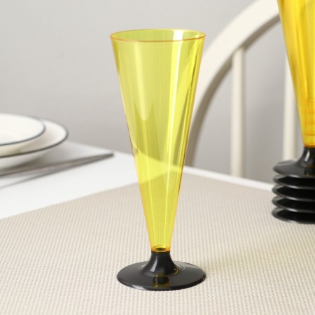 A plastic disposable “cone” plastic glass, 150-180 ml, 6 pcs in packaging, yellow color with a black leg-3