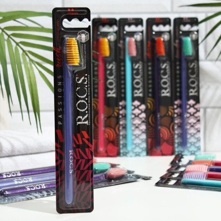 Toothbrush R.O.C.S. Passions, average stiffness
