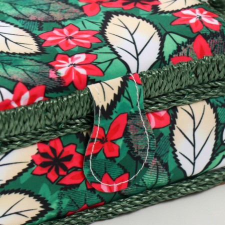 Poinsettia on green needlework box 18x12x9.5 cm-1