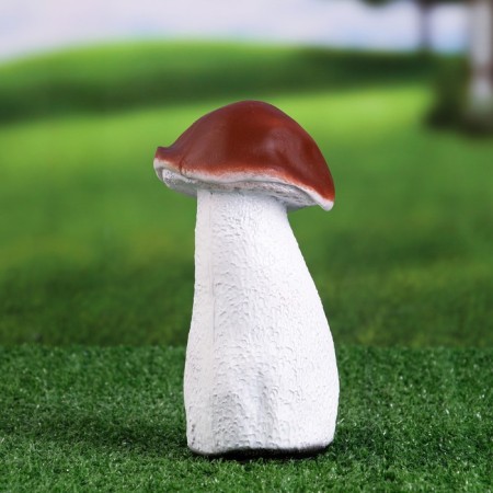 Garden figure "Mushroom Sunsin" 10x12x19cm
