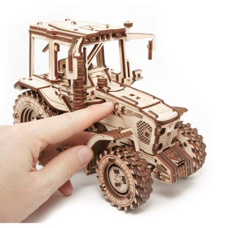 Prefabricated model 3D Ewa tractor Belarus 82-5