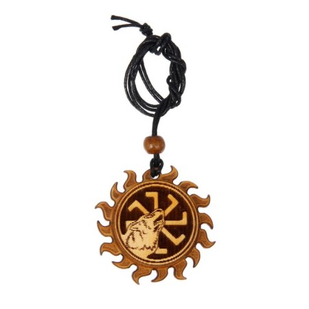 The wolf Kolovrat is the amulet of cedar, develops confidence and independence