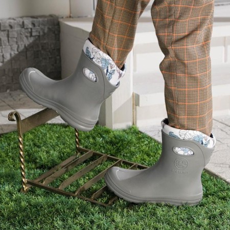 Disractoeter for cleaning shoes, 32 × 26 cm, bronze-10