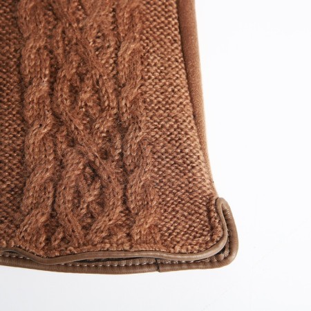 Gloves are female, dimensionless, with insulation, beige color-1