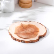 A mug of 11-12 cm, solid, juniper
