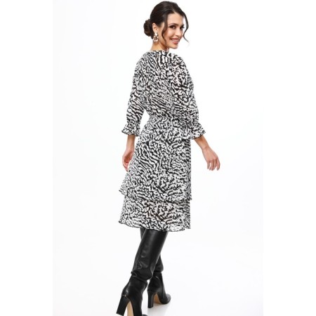 Women's dress, size 54-5