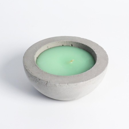 Aromatic candle in concrete "hemisphere", 9x4 cm, green, mint-2