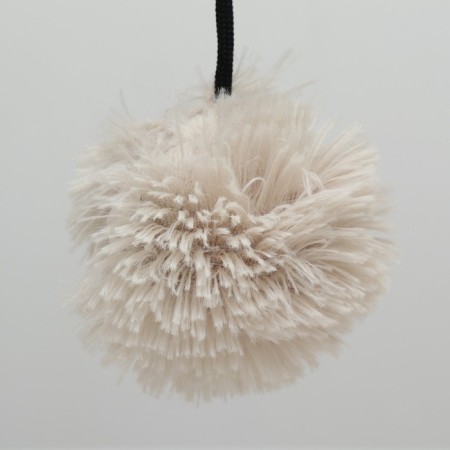 Claw "Pigger" with a lounger, oval, 58 x 36 x 39cm, fluffy fur, jute, beige-4