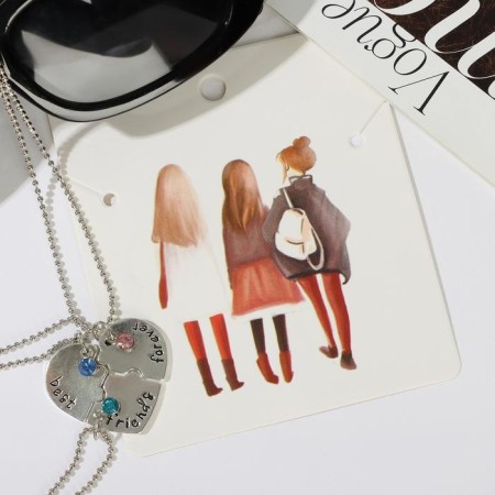 Kulons "Demetrons" Triple heart, colored in silver, 45 cm