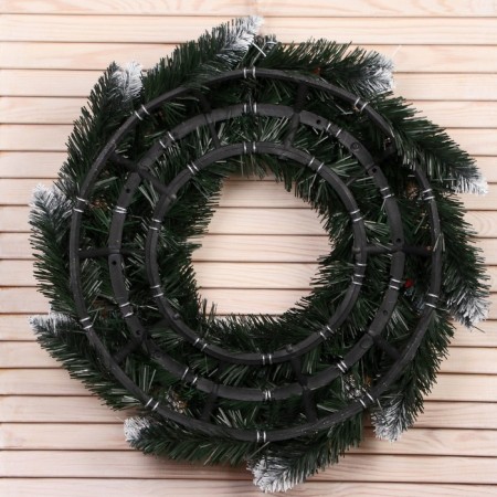 New Year's Wreath "Interior Snow White" bump silver + berry 50 cm-3