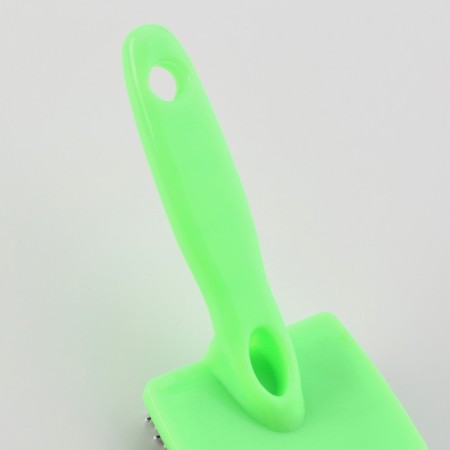 Pucker -plastic purel with rounded teeth, small, 6 x 13.5 cm, green-5