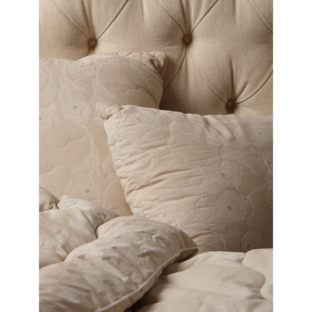 The pillow is quilted "sheep wool", size 48x68 cm-1
