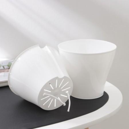 Kashpo for flowers with an insert "Athena", 1 l, white color-5