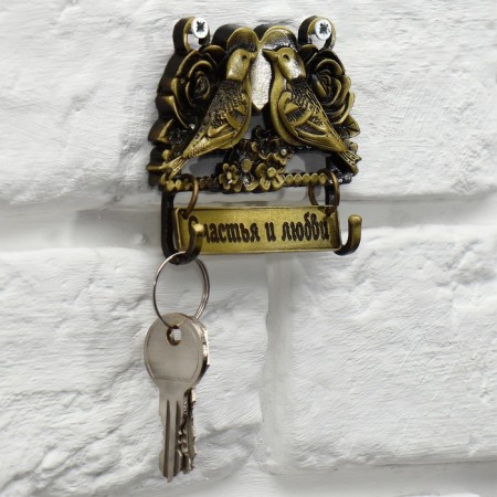 The key a wall -mounted "Happiness and Love", 8 x 6.2 cm.-7