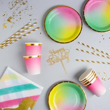 Set of dishes 