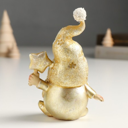 Souvenir Polystone "Grandfather Frost in a gold cap with a flashlight/asterisk" mix 8x5x12 cm-3