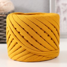 Facial knitwear yarn 200 ± 10 g (mango)