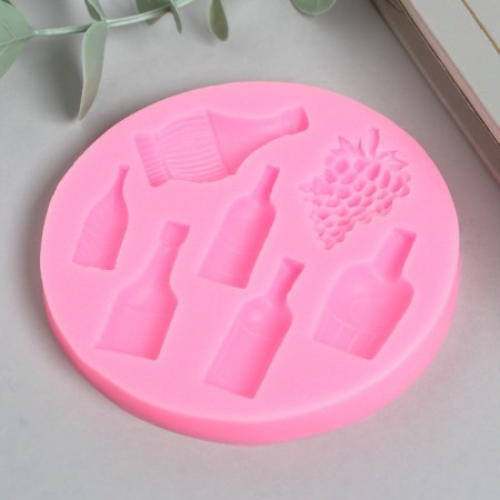 Mold Silicon "Truth in the Wine" 7 items 1x8.2x8.2 cm-1