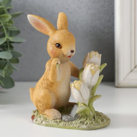 Polystone souvenir "Bunny in a clearing with tulips" 9.5x6x11 cm