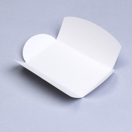 Envenue for certificate with embossing, white, 10.5 x 7 cm-2