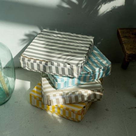 Cambridge pillow-booster, size 40x40x10 cm-4