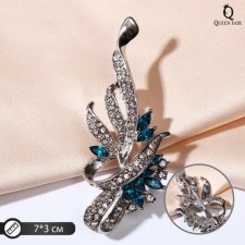 Brooch 