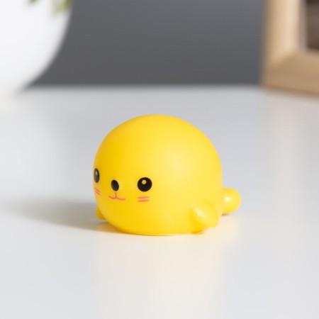Night -bend "shyshnyash" 2W Led LR44 yellow 4.5x5x4cm