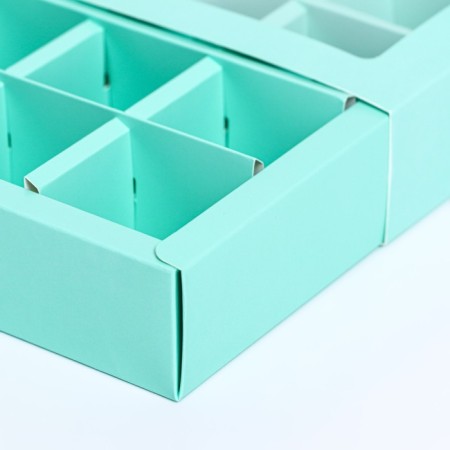 Box for sweets, 16 pcs, mint, 17.7 x 17.7 x 3.8 cm-3