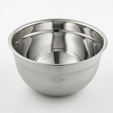 A stainless steel bowl with a measured scale, 1.2 l, 20 × 10.2 cm, thickness 0.6 mm