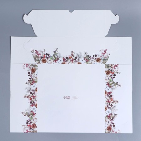 Folding box for 9 cupcakes with the window of “Magic New Year!”, 25 x 25 x 10 cm, New Year-5