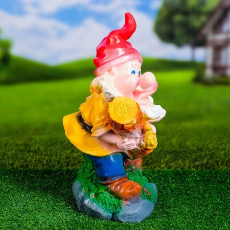 Garden figure "Dwarf with a log" 37x23x19cm-1