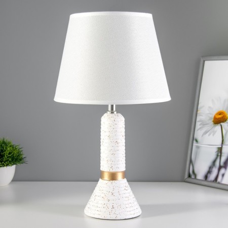 BELANE BELANE "E14 40W is a white-gold 22x22x38.5 cm Risalux