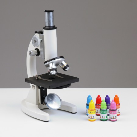 Microscope laboratory multiplicity 40,100.1000, backlight-2