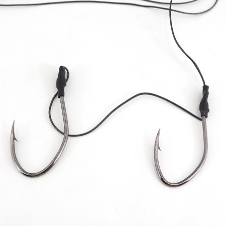 The equipment ready for catching soma Yaman, cord 25 m, load 300 g, hooks No. 8. on Motovil-2