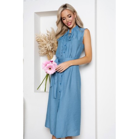 Women's dress, size 52-2