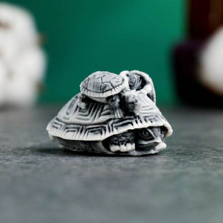 Figure "Turtles with turtles" 2.5cm, mix-1