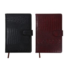The diary is low, PVC cover, A5 format, 140 sheets in a cage, button, reptile, mix