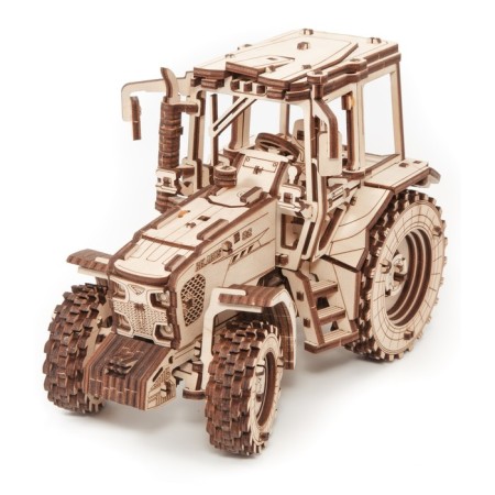 Prefabricated model 3D Ewa tractor Belarus 82-4