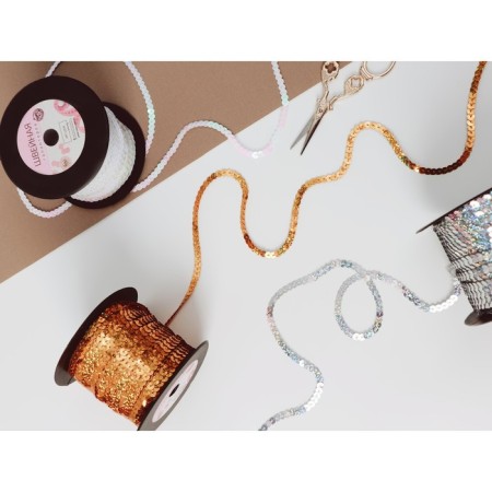 Sequins on threads, 6 mm, 91 ± 1 m, the color of the gold No. 242-2