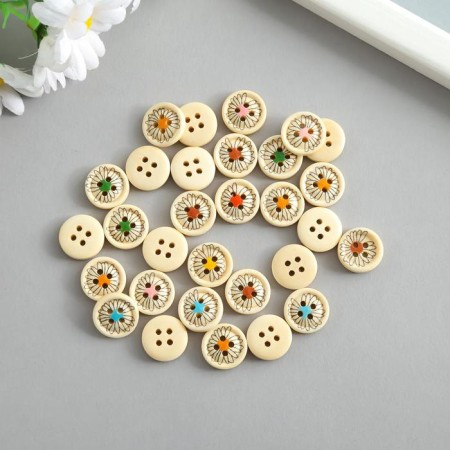 Buttons wood for creativity 4 punctures "Chamomile with a bright middle" nr 30pcs 1.5x1.5x0.3 cm