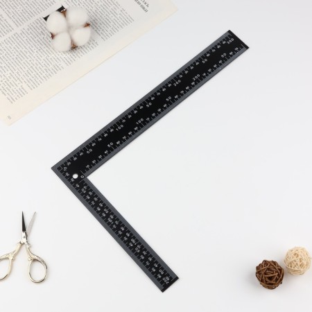 Ruler square, 20 × 30 cm, s = 1.4 cm, black color