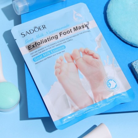 Feet-cuts, universal, restoring with milk