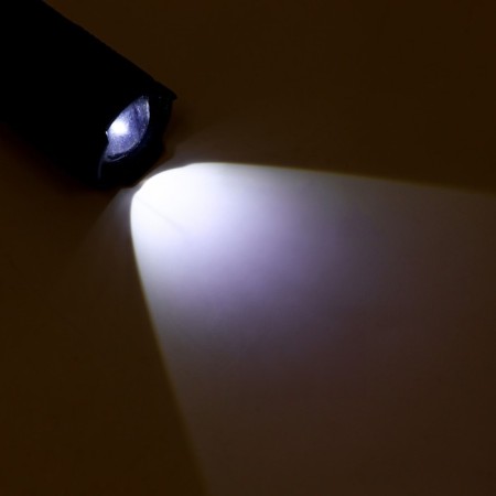 Manual lantern, 3 watts, 60 lm, Led, zoom, ray range 200 m, AA,-4