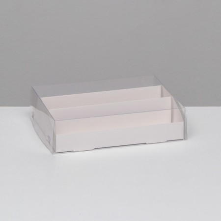 Box for Makarun, with a lodge, white 21 x 16.5 x 5.5 cm