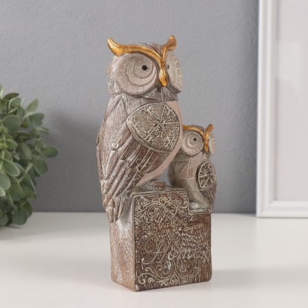 Polystone souvenir "Eagle owl with a modern podium" Bezh 11x7.3x20.5 cm-1