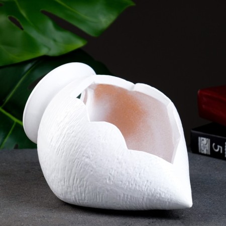 Figure pot "Amphora" white, 21x14x12 cm